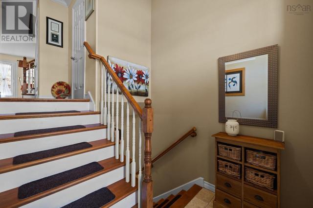 11 Coldstream Run, House attached with 3 bedrooms, 2 bathrooms and null parking in Halifax NS | Image 2