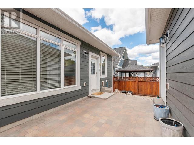 1040 Holden Road, House detached with 4 bedrooms, 2 bathrooms and 1 parking in Penticton BC | Image 30