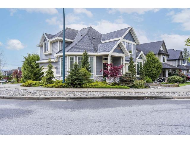 3368 Princeton Avenue, House detached with 7 bedrooms, 5 bathrooms and null parking in Coquitlam BC | Card Image