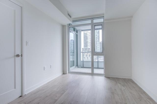 503E - 576 Front St W, Condo with 2 bedrooms, 2 bathrooms and null parking in Toronto ON | Image 11