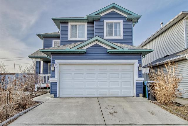 92 San Diego Green Ne, House detached with 3 bedrooms, 2 bathrooms and 4 parking in Calgary AB | Image 4