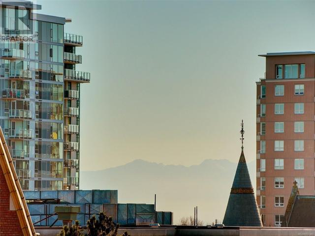 610 - 1630 Quadra St, Condo with 1 bedrooms, 1 bathrooms and null parking in Victoria BC | Image 16