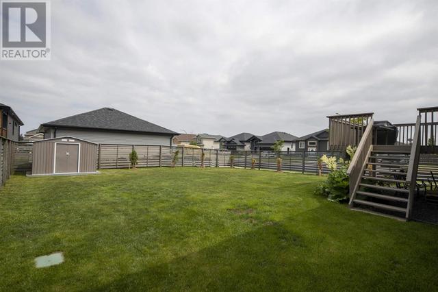 183 Sunflower St, House detached with 5 bedrooms, 3 bathrooms and null parking in Thunder Bay ON | Image 39