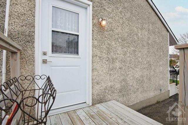 1319 Avenue T Avenue, House detached with 3 bedrooms, 2 bathrooms and null parking in Ottawa ON | Image 29