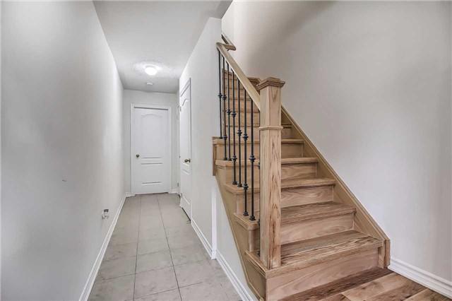 89 New Pines Tr, House attached with 3 bedrooms, 2 bathrooms and 2 parking in Brampton ON | Image 17