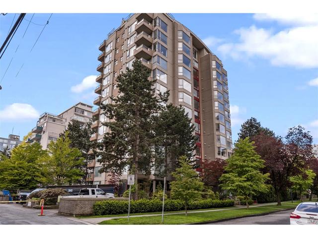 601 - 2108 W 38th Avenue, Condo with 3 bedrooms, 3 bathrooms and null parking in Vancouver BC | Card Image
