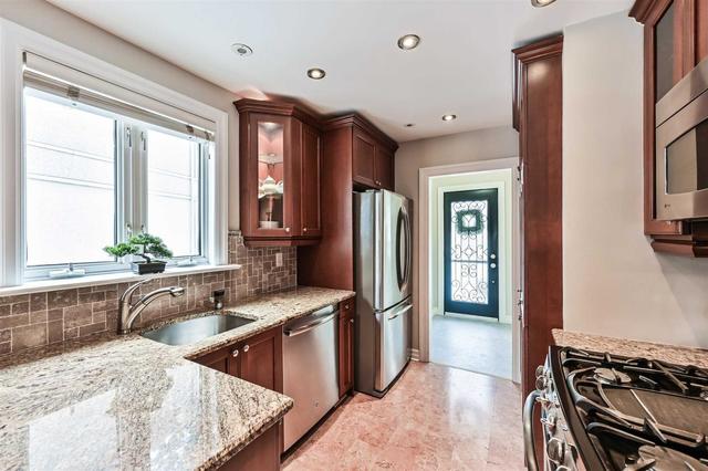 31 Glencrest Blvd, House detached with 3 bedrooms, 4 bathrooms and 2 parking in Toronto ON | Image 28