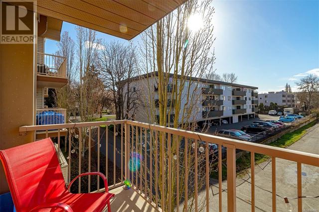 306 - 1055 Hillside Ave, Condo with 2 bedrooms, 2 bathrooms and 1 parking in Victoria BC | Image 29