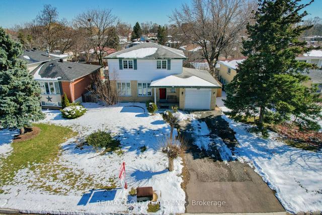 50 Esplanade Rd, House detached with 3 bedrooms, 2 bathrooms and 4 parking in Brampton ON | Image 30