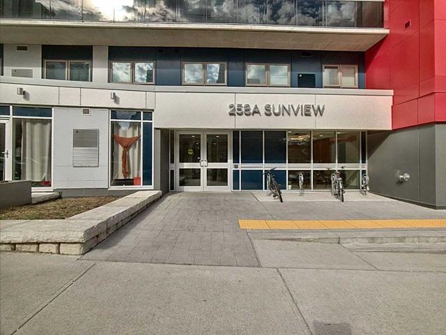 183 - 258a Sunview St, Condo with 1 bedrooms, 1 bathrooms and 0 parking in Waterloo ON | Image 1