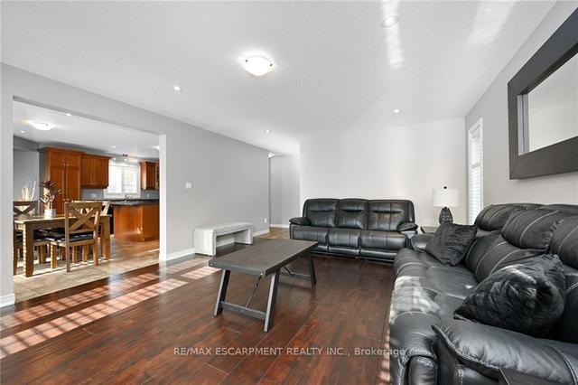 12 Jolliet St, House detached with 4 bedrooms, 3 bathrooms and 6 parking in Hamilton ON | Image 6