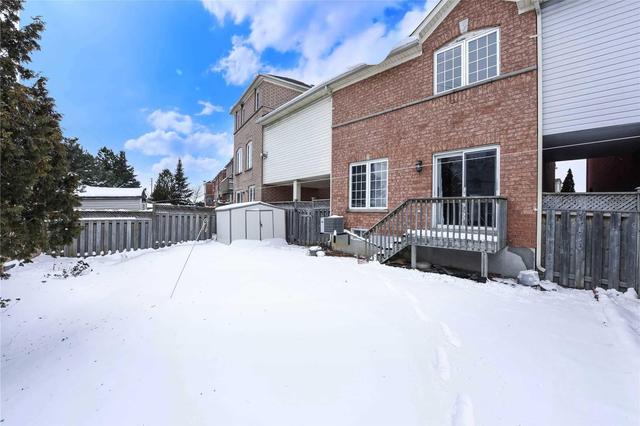 38 Domenico Cres, House attached with 3 bedrooms, 3 bathrooms and 2 parking in Brampton ON | Image 17