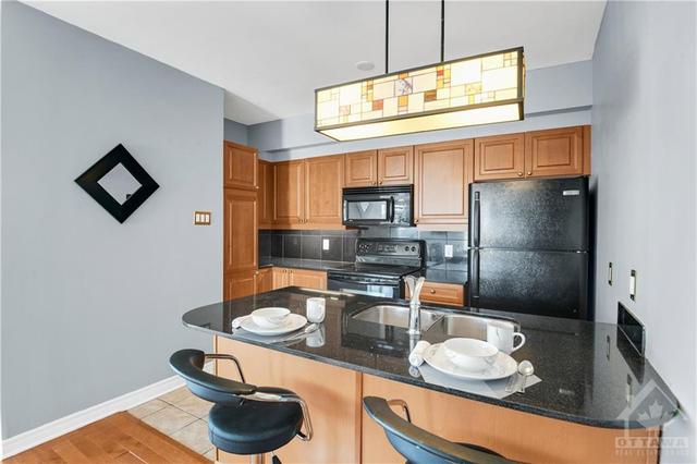 2001 - 445 Laurier Avenue W, Condo with 2 bedrooms, 2 bathrooms and null parking in Ottawa ON | Image 13
