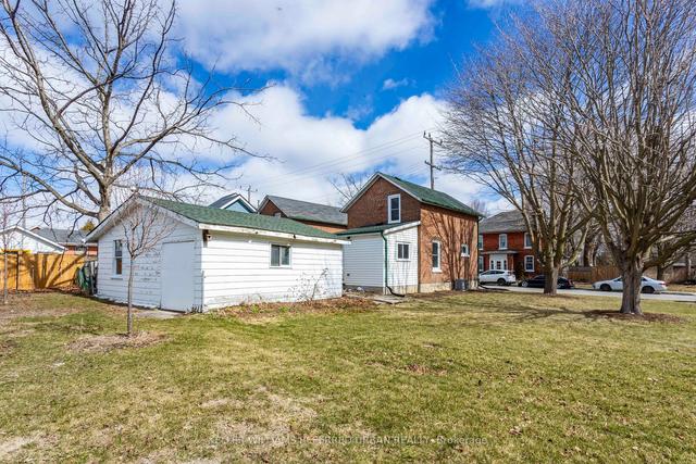 169 Hibernia St, House detached with 2 bedrooms, 2 bathrooms and 4 parking in Cobourg ON | Image 27
