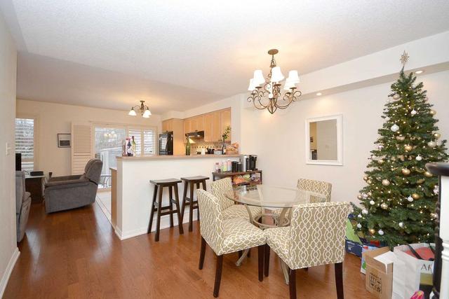 2157 Baronwood Dr, House attached with 3 bedrooms, 2 bathrooms and 3 parking in Oakville ON | Image 38