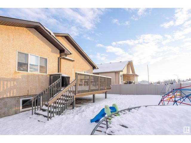 102 Houle Dr, House detached with 5 bedrooms, 3 bathrooms and null parking in Morinville AB | Image 48