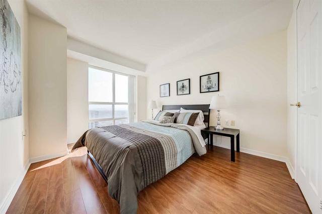 lph06 - 22 Olive Ave, Condo with 2 bedrooms, 1 bathrooms and 1 parking in Toronto ON | Image 7
