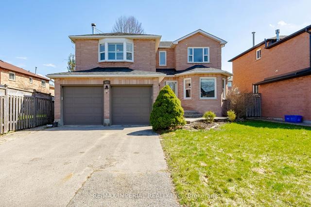 417 Traviss Dr, House detached with 3 bedrooms, 3 bathrooms and 5 parking in Newmarket ON | Image 1