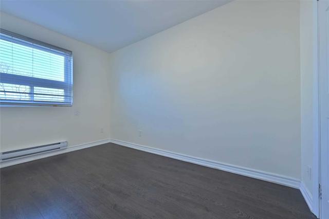 202 - 1348 Queen St E, House attached with 1 bedrooms, 1 bathrooms and 0 parking in Toronto ON | Image 4