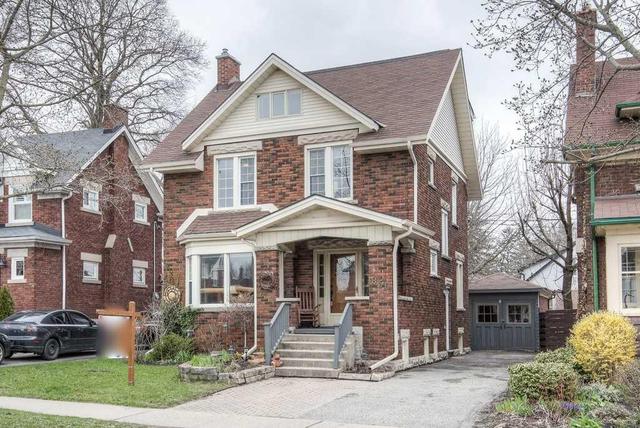 856 Queens Blvd, House detached with 3 bedrooms, 2 bathrooms and 3 parking in Kitchener ON | Image 1