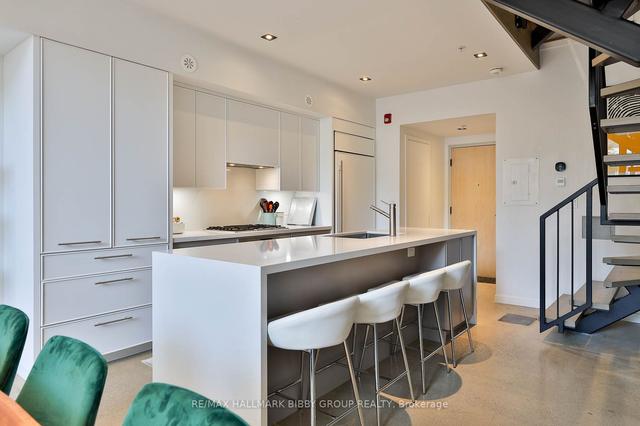 th11 - 50 Bartlett Ave, Townhouse with 2 bedrooms, 3 bathrooms and 2 parking in Toronto ON | Image 4