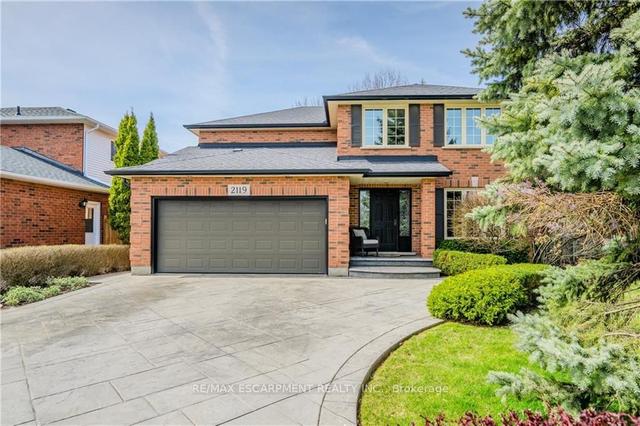 2119 Berryman Crt, House detached with 4 bedrooms, 3 bathrooms and 6 parking in Burlington ON | Image 12