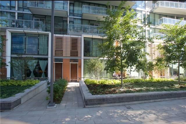 th104 - 39 Queens Quay E, Townhouse with 2 bedrooms, 3 bathrooms and 2 parking in Toronto ON | Image 5