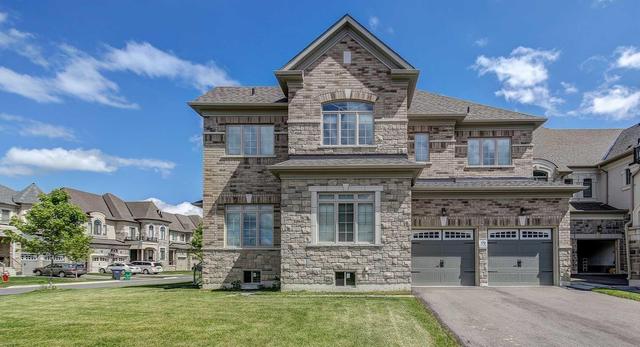 8 Trail Rider Dr, House detached with 4 bedrooms, 4 bathrooms and 4 parking in Brampton ON | Image 3