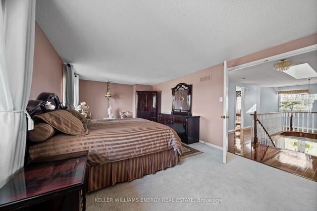 915 Catskill Dr, House detached with 4 bedrooms, 4 bathrooms and 6 parking in Oshawa ON | Image 15