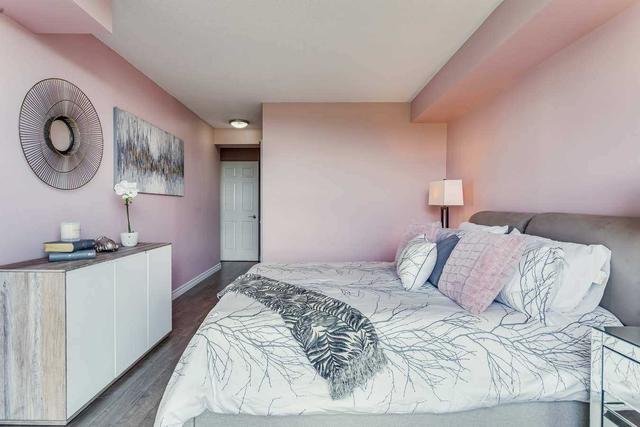 702 - 40 Harding Blvd W, Condo with 2 bedrooms, 2 bathrooms and 1 parking in Richmond Hill ON | Image 22