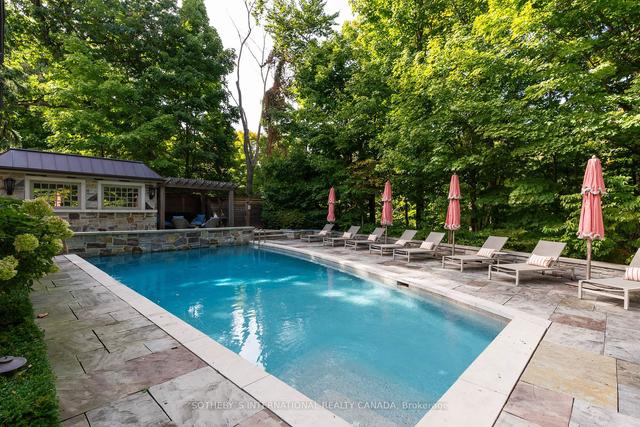108 Sandringham Dr, House detached with 5 bedrooms, 8 bathrooms and 12 parking in Toronto ON | Image 30