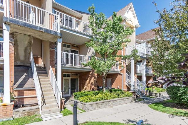 20 - 9 Pine St, Townhouse with 2 bedrooms, 1 bathrooms and 1 parking in Toronto ON | Image 10