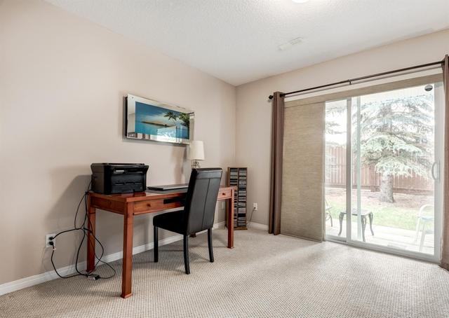 109 Country Hills Gardens Nw, Home with 2 bedrooms, 2 bathrooms and 4 parking in Calgary AB | Image 16