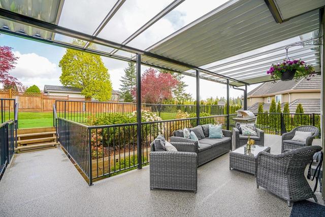 8697 166b Street, House detached with 8 bedrooms, 7 bathrooms and 9 parking in Surrey BC | Image 32