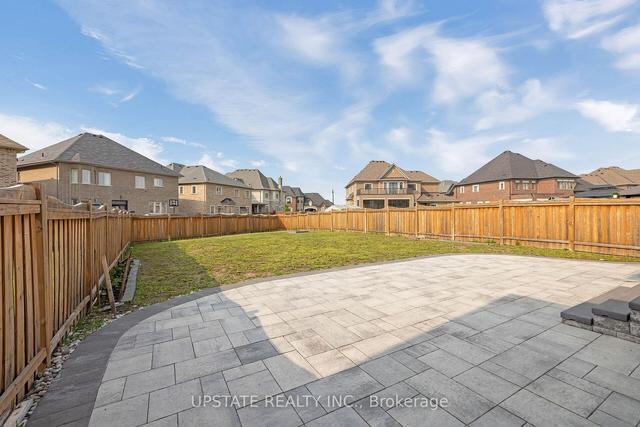 16 Chiming Rd, House detached with 5 bedrooms, 7 bathrooms and 7 parking in Brampton ON | Image 31