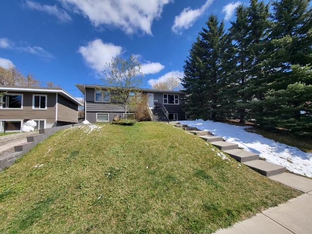 2320 16 Street Sw, Home with 0 bedrooms, 0 bathrooms and 4 parking in Calgary AB | Image 1