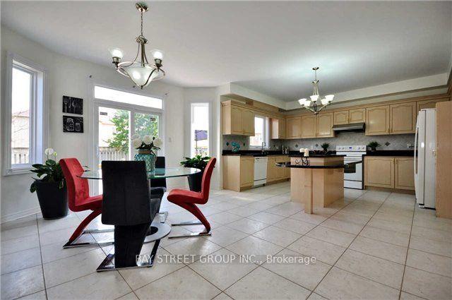 277 Calvert Rd, House detached with 4 bedrooms, 5 bathrooms and 6 parking in Markham ON | Image 6