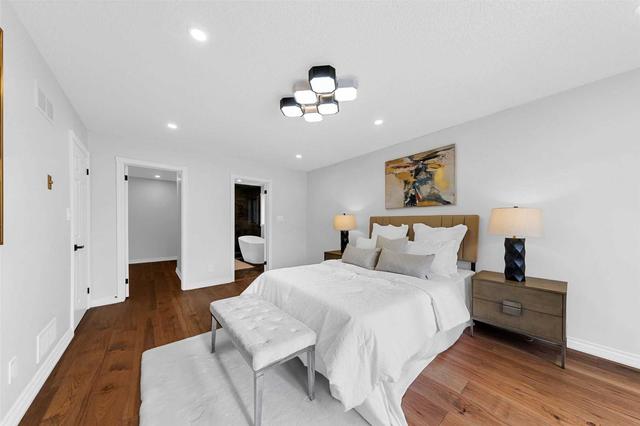2 Wingrove Hill, House detached with 4 bedrooms, 5 bathrooms and 6 parking in Toronto ON | Image 8