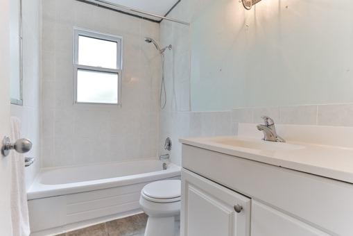 studio - 215 Bellamy Rd, House detached with 0 bedrooms, 1 bathrooms and 6 parking in Toronto ON | Image 8