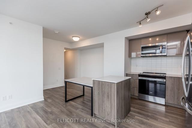 705 - 1461 Lawrence Ave W, Condo with 2 bedrooms, 2 bathrooms and 1 parking in Toronto ON | Image 12