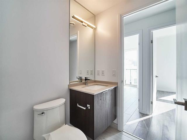 th50 - 10 Brin Dr, Townhouse with 3 bedrooms, 2 bathrooms and 1 parking in Toronto ON | Image 4