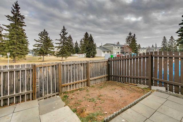 824 Madeira Drive Ne, Home with 3 bedrooms, 1 bathrooms and 2 parking in Calgary AB | Image 23