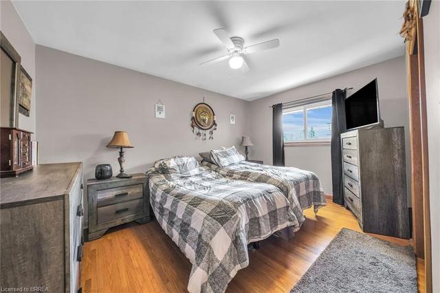 12 Allwood Street, House detached with 5 bedrooms, 2 bathrooms and 4 parking in Brantford ON | Image 8