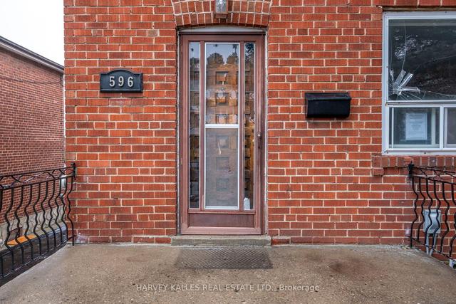 596 Mcroberts Ave, House semidetached with 3 bedrooms, 2 bathrooms and 3 parking in Toronto ON | Image 23