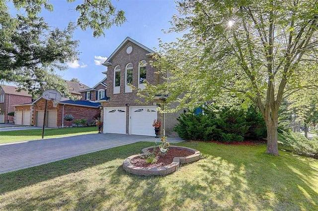 37 Ingleborough Crt, House detached with 4 bedrooms, 4 bathrooms and 6 parking in Markham ON | Image 12
