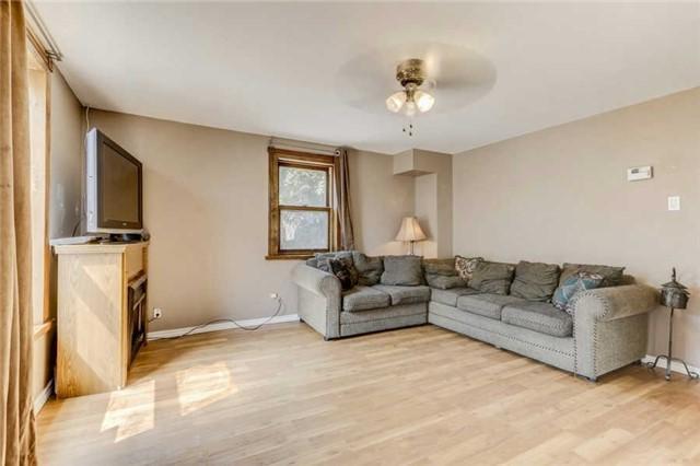 139 Wilson Rd N, House detached with 4 bedrooms, 2 bathrooms and 9 parking in Oshawa ON | Image 4
