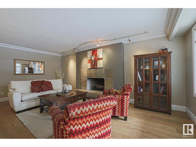 12620 52b Av Nw, House detached with 3 bedrooms, 4 bathrooms and 4 parking in Edmonton AB | Image 6