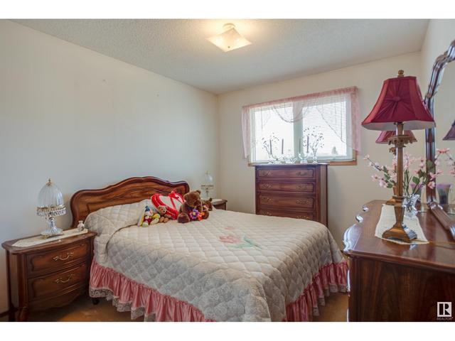 4112 132a Av Nw, House detached with 4 bedrooms, 2 bathrooms and 4 parking in Edmonton AB | Image 21