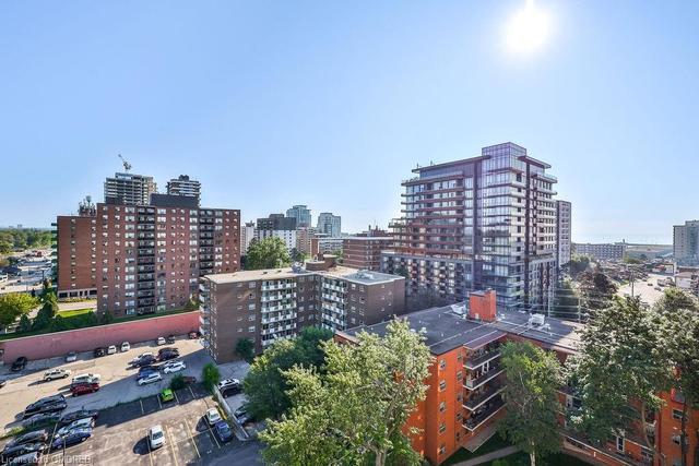 1104 - 39 Stavebank Road, House attached with 2 bedrooms, 1 bathrooms and 1 parking in Mississauga ON | Image 25