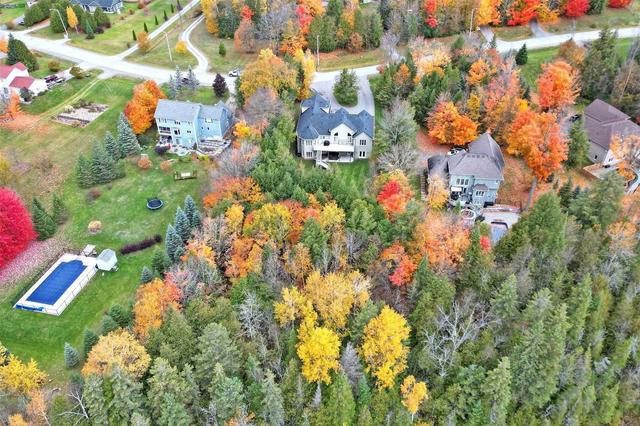 12 Woodland Tr, House detached with 4 bedrooms, 3 bathrooms and 6 parking in Kawartha Lakes ON | Image 33